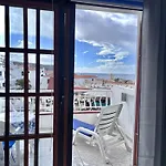 아파트 Cindy Golden Bay Seaview Terrace 로스크리스티아노스
